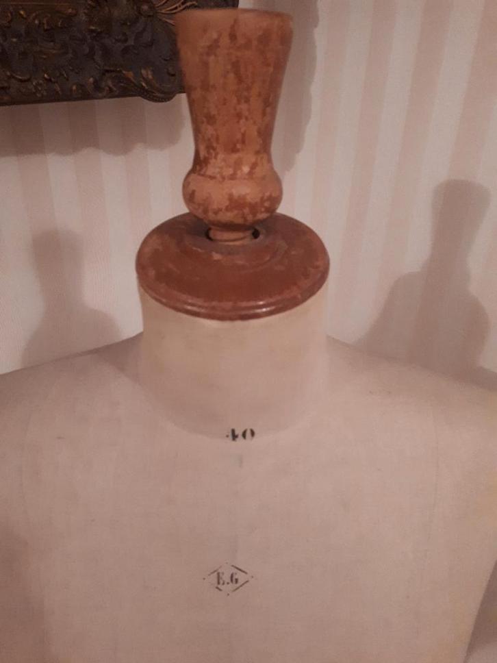 Antiek brocante paspop Buste Girard Paris, Antiek en Kunst, Curiosa en Brocante, Ophalen of Verzenden