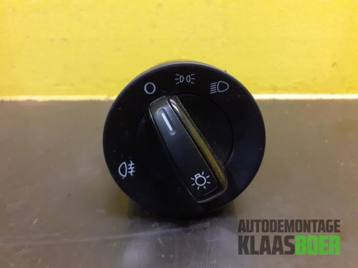 Licht Schakelaar van een Volkswagen Polo, Auto-onderdelen, Dashboard en Schakelaars, Volkswagen, Gebruikt, 6 maanden garantie