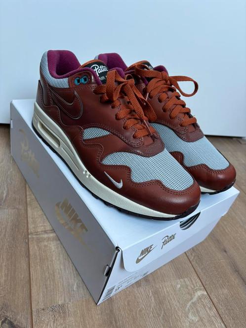 Nike air Max 1 The next Wave ‘Dark Russet’ - EU43 / 27,5CM, Kleding | Heren, Schoenen, Nieuw, Sportschoenen, Overige kleuren, Verzenden