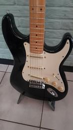 Fender japan E series 1984/87, Muziek en Instrumenten, Snaarinstrumenten | Gitaren | Elektrisch, Ophalen, Zo goed als nieuw, Solid body