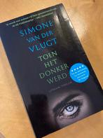 Simone van der Vlugt - Toen het donker werd, Gelezen, Simone van der Vlugt, Ophalen of Verzenden, Nederland