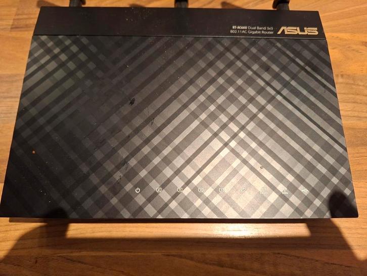 ASUS RT-AC66U Gigabit Router, Computers en Software, Routers en Modems, Gebruikt, Router, Ophalen of Verzenden