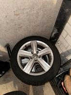 Volkswagen velgen 16 inch inclusief slotbouten, Auto diversen, Autosport-onderdelen, Ophalen of Verzenden