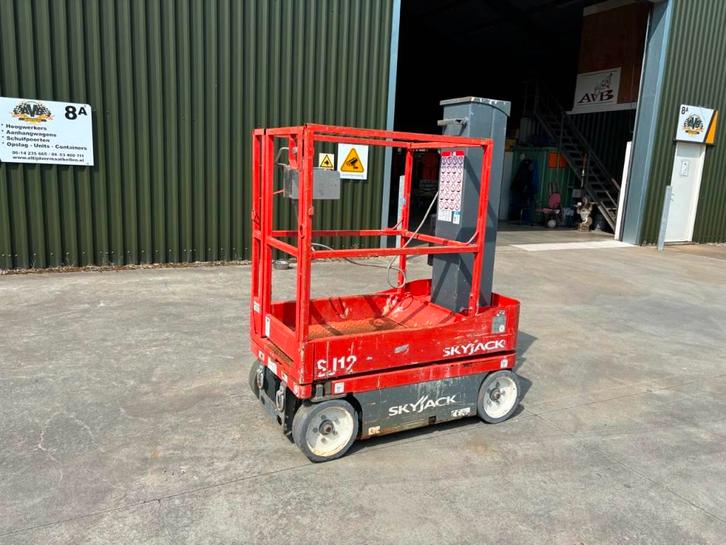 Skyjack SJ12 Masthoogwerker 5,66 meter (bj 2015), Zakelijke goederen, Machines en Bouw | Liften, Steigers en Ladders