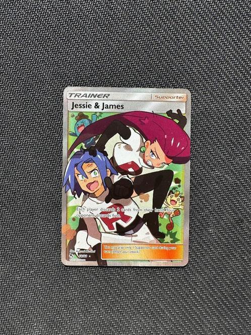 Jessie & James  - 68 Hidden Fates - Pokémon Card, Hobby en Vrije tijd, Verzamelkaartspellen | Pokémon, Zo goed als nieuw, Losse kaart