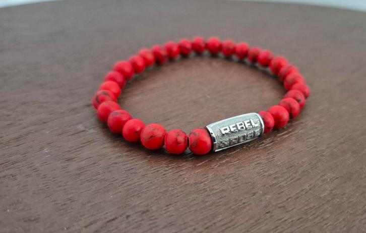 Rode Rebel en Rose armband dames vrouwen mannen heren and &, Sieraden, Tassen en Uiterlijk, Armbanden, Zo goed als nieuw, Elastiek