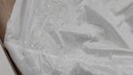 stoffen uit een trouwjurk, Overige materialen, 120 cm of meer, Wit, Ophalen of Verzenden
