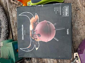 Kleine bbq  beschikbaar voor biedingen