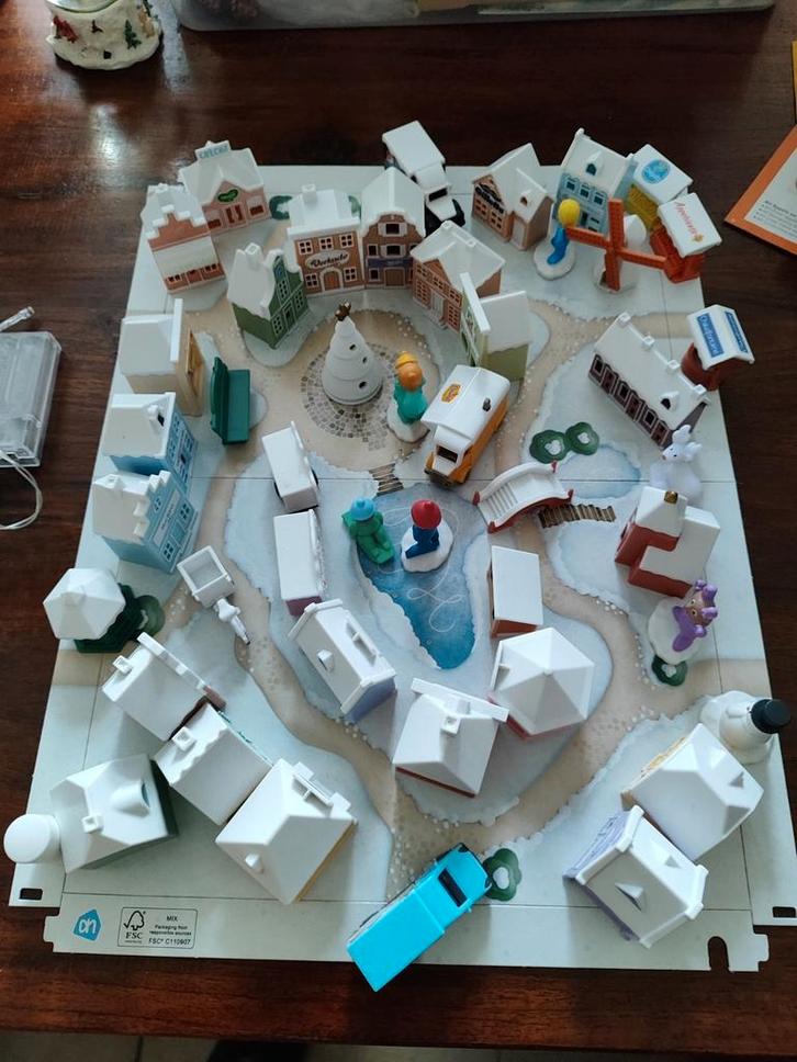Kerstdorp met lampjes & onderplaat, Verzamelen, Supermarktacties, Albert Heijn, Ophalen of Verzenden