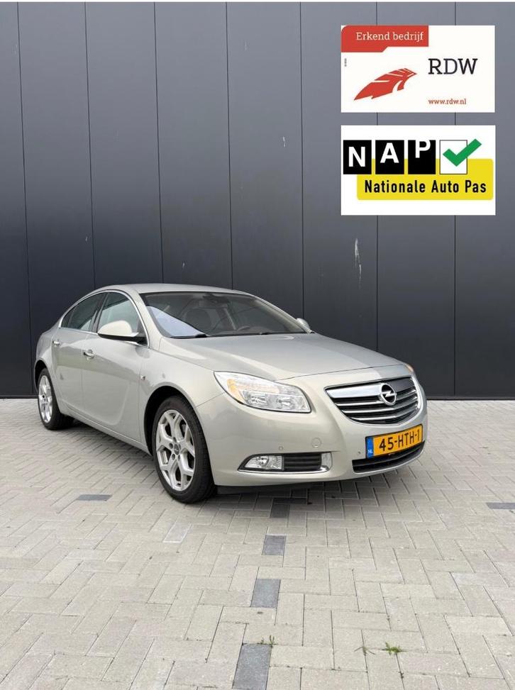 Opel Insignia 1.8 16V | 2009 | Metallic | Leder | NL-auto, Auto's, Opel, Bedrijf, ABS, Airbags, Airconditioning, Bluetooth, Bochtverlichting