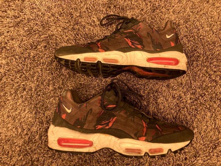 Nike Air Max 95 Premium Tape 'Brown Camo' Maat 43 US9.5, Kleding | Heren, Schoenen, Gedragen, Sneakers of Gympen, Bruin, Ophalen of Verzenden