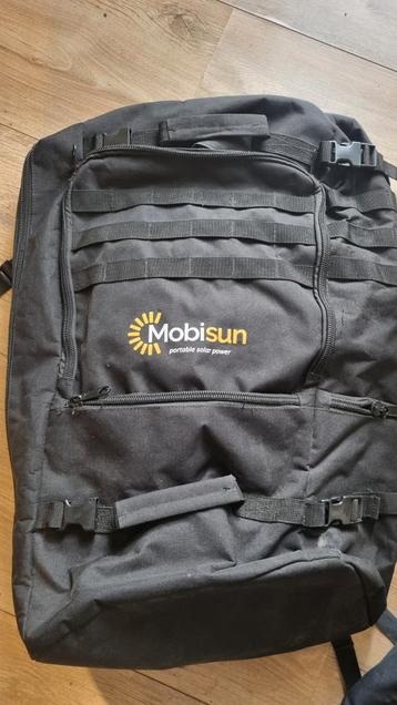 MobiSun Rugzak - Portable Solar Power met regenhoes beschikbaar voor biedingen