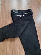 Nieuwe eurostar rijbroek
Met lederen zit maat 36, Dieren en Toebehoren, Paardrijkleding, Ophalen of Verzenden, Nieuw, Dressuur