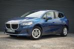 BMW 2-serie Active Tourer 220i / Aut / Navi / Trekhaak Elekt, Stof, Gebruikt, Zwart, Blauw
