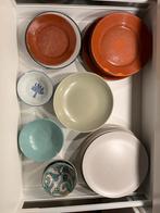 Borden en schaaltjes - Gratis!, Huis en Inrichting, Keuken | Servies, Ophalen, Gebruikt, Bord(en), Overige stijlen