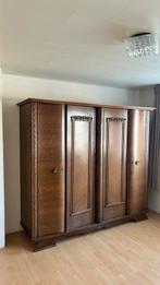Antieke houten kleding kast, Antiek en Kunst, Antiek | Meubels | Kasten, Ophalen