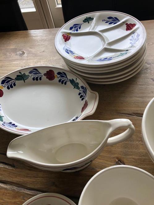 Boerenbont servies, Huis en Inrichting, Keuken | Servies, Zo goed als nieuw, Bord(en), Boerenbont, Aardewerk, Ophalen