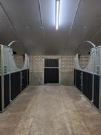 voorwand + tussenwand Lux, Stalling
