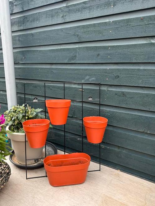Wandrek voor buiten incl. 4 potten, Tuin en Terras, Tuinwanddecoratie, Zo goed als nieuw, Ophalen