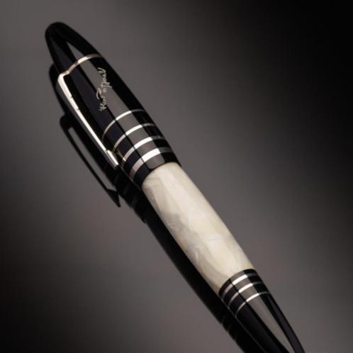 Montblanc F-Scott FitzGerald Fountain Pen Limited Edition, Auto diversen, Auto-accessoires, Zo goed als nieuw