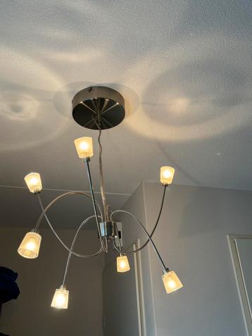 Speelse hanglamp beschikbaar voor biedingen