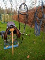 zadel oud, maar in goede staat en onderhouden, Dieren en Toebehoren, Paarden en Pony's | Zadels, Ophalen, Gebruikt, Dressuur
