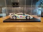 Porsche 911 996 Le man's #38
Merk UT models
Schaal 1 18, Hobby en Vrije tijd, Modelauto's | 1:18, Ophalen of Verzenden, Zo goed als nieuw