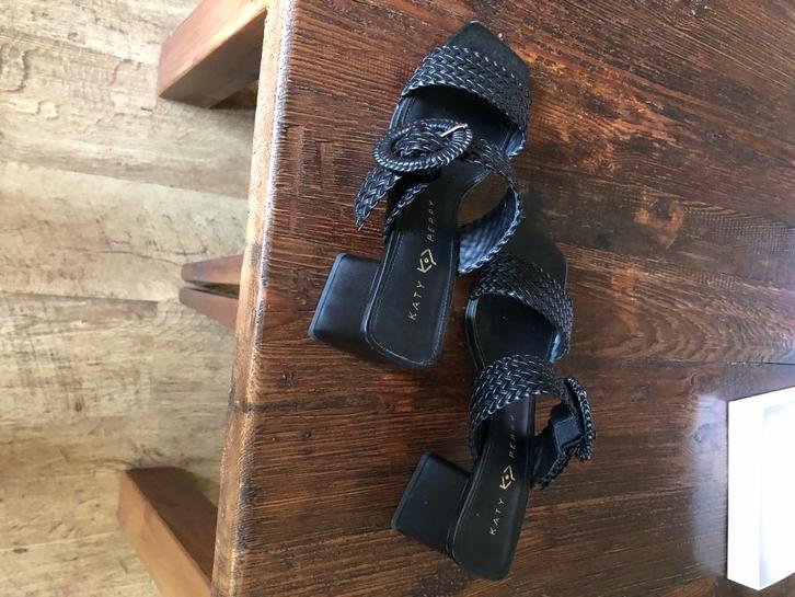 Katy Perry schoenen, zwart, prijs €35, Kleding | Dames, Schoenen, Zo goed als nieuw, Zwart, Ophalen of Verzenden