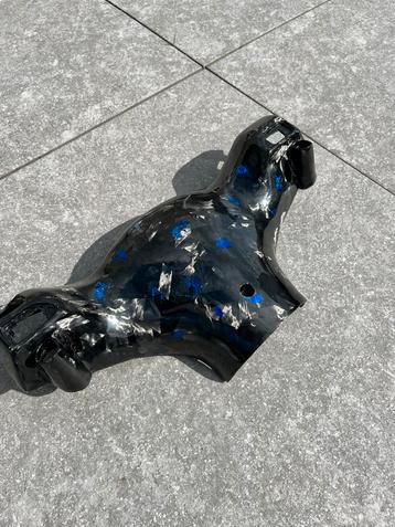 Forced carbon binnen stuur kap zip beschikbaar voor biedingen