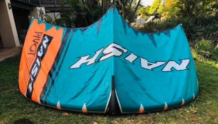 Naish pivot 9 meter incl bar, Watersport en Boten, Kitesurfen, Zo goed als nieuw, Geen board, Ophalen of Verzenden