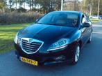 Lancia Delta, Voorwielaandrijving, Stof, 4 cilinders, Zwart