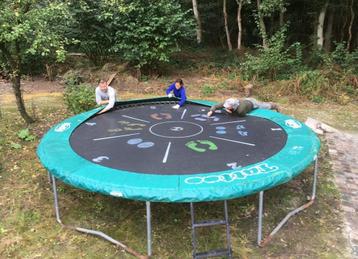 Berg Trampoline 420cm - Springplezier! beschikbaar voor biedingen