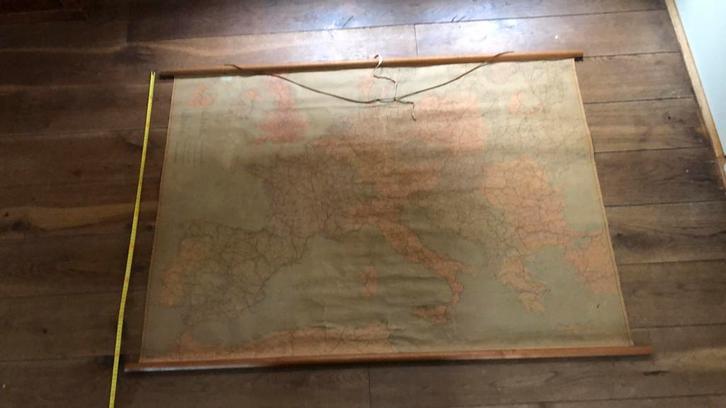 Oude Schoolkaart Europa, Antiek en Kunst, Antiek | Schoolplaten, Aardrijkskunde, Ophalen