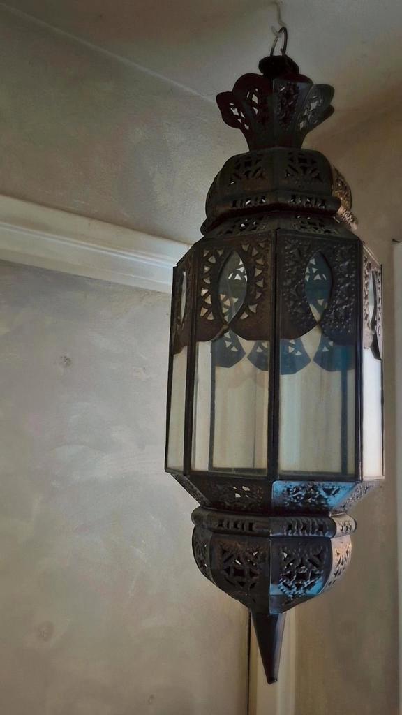 Antieke Marokkaanse lantaarn, Huis en Inrichting, Lampen | Hanglampen, Minder dan 50 cm, Glas, Metaal, Ophalen