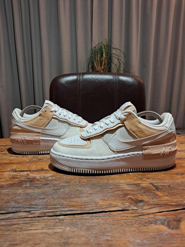 Nike Air Force 1 Shadow 'Spruce Aura' Size 38, Kleding | Dames, Schoenen, Gedragen, Sneakers of Gympen, Beige, Ophalen of Verzenden