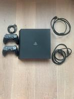 Ps4 met controllers en kabelds., Spelcomputers en Games, Spelcomputers | Sony PlayStation 4, Met 2 controllers, Ophalen of Verzenden