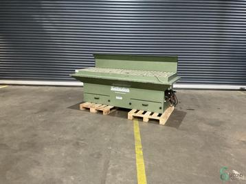 Schuurtafel Schuko SAT 2 beschikbaar voor biedingen