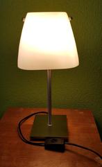 Fraaie design tafellamp, wit/rvs met schakelaar, Ophalen of Verzenden, Zo goed als nieuw, Glas, Minder dan 50 cm