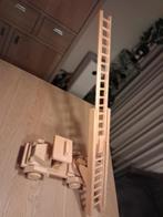 Houten Brandweerauto, Kinderen en Baby's, Ophalen, Zo goed als nieuw, Duw- of Trekspeelgoed