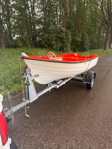 Leuk bootje incl trailer beschikbaar voor biedingen