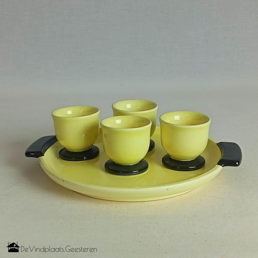 Porselein eierdopjes op plateau, Antiek en Kunst, Ophalen of Verzenden