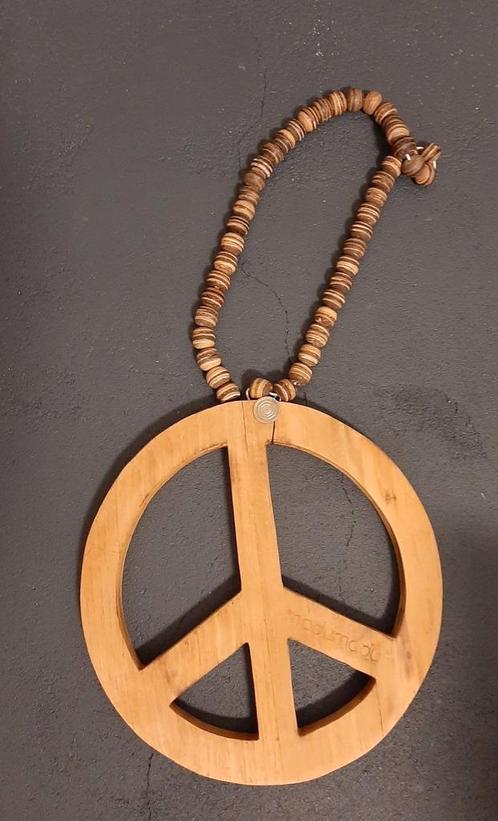 Wandhanger Peace - Vrede teken hout MaduMadu, Huis en Inrichting, Overige Huis en Inrichting, Zo goed als nieuw, Ophalen