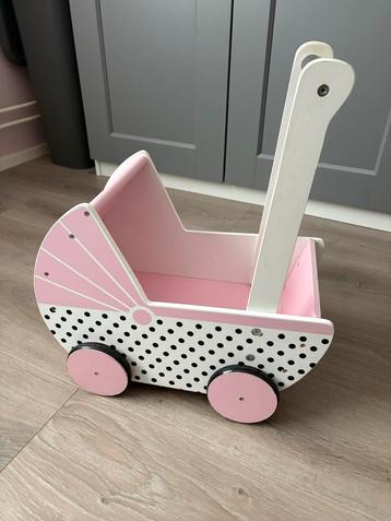 Houten Poppenwagen beschikbaar voor biedingen