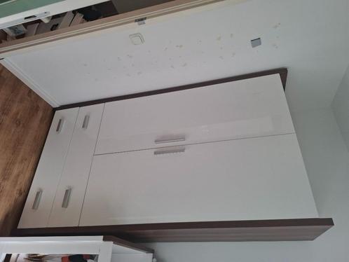 Kinderkledingkast GRATIS, Kinderen en Baby's, Kinderkamer | Commodes en Kasten, Gebruikt, Kast, 105 cm of meer, 100 cm of meer