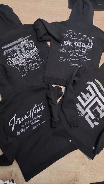 Jorcutom hoody. beschikbaar voor biedingen