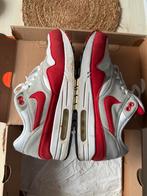 Nike Air Max 1 OG RED QS 2010 44 10, Ophalen of Verzenden, Zo goed als nieuw, Overige kleuren