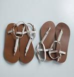 2 PAAR Slippers O'Neill Maat 37 en 38 Leer Zilver Slipper, Ophalen of Verzenden, Gedragen, Overige kleuren