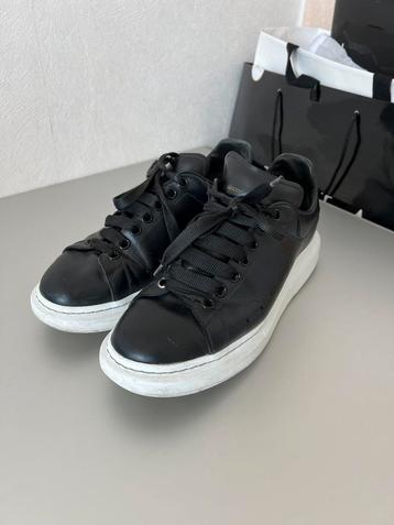 Iconische Alexander McQueen Zwarte Leren Schoenen