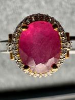 Zilveren ring met robijn en zirkonen, 19 tot 20, Nieuw, Ophalen of Verzenden, Dame of Heer