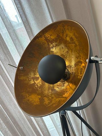 VT Wonen Lamp - Goud Interieur & Sfeervol Licht beschikbaar voor biedingen